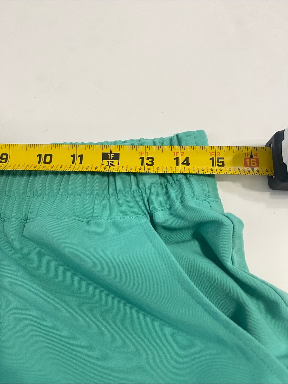 Figs Uman Relaxed Jogger Size Small Surgical Green Scrub Pants - Picture 6 of 8